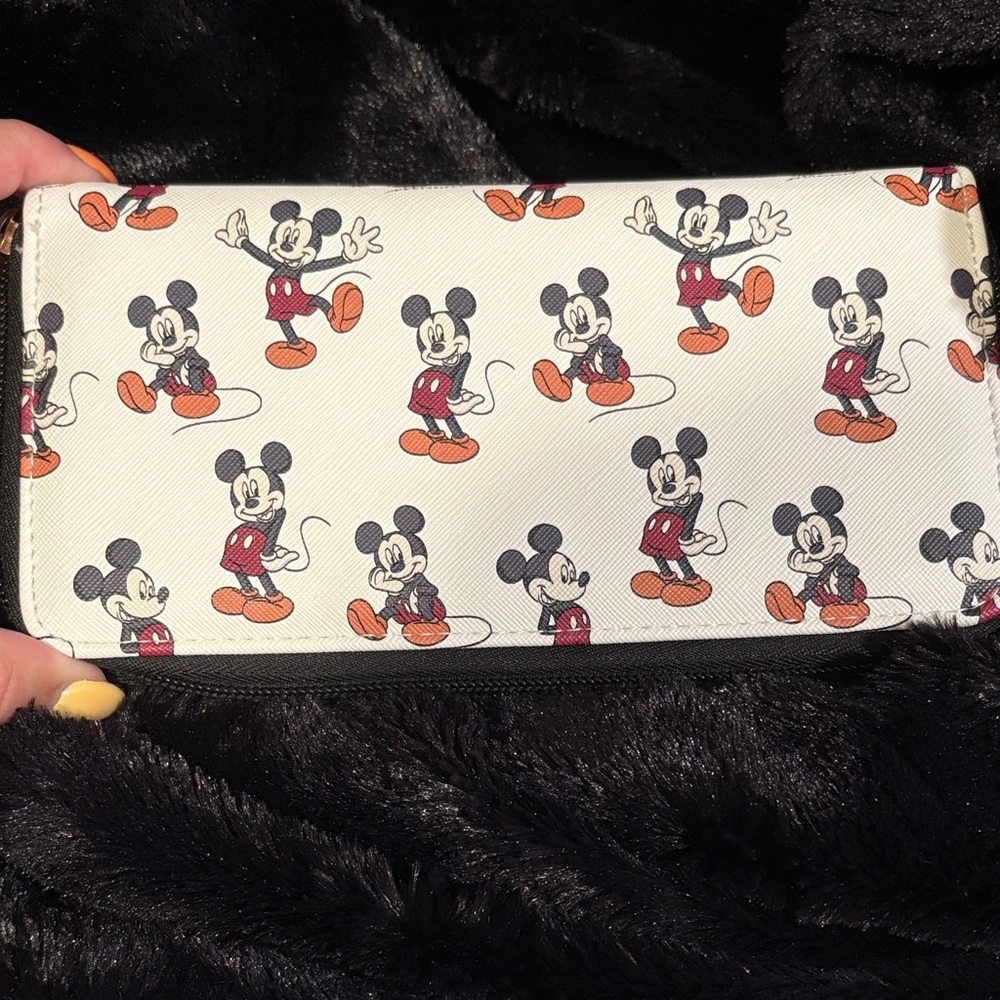 Disney Mickey Mouse Wallet.